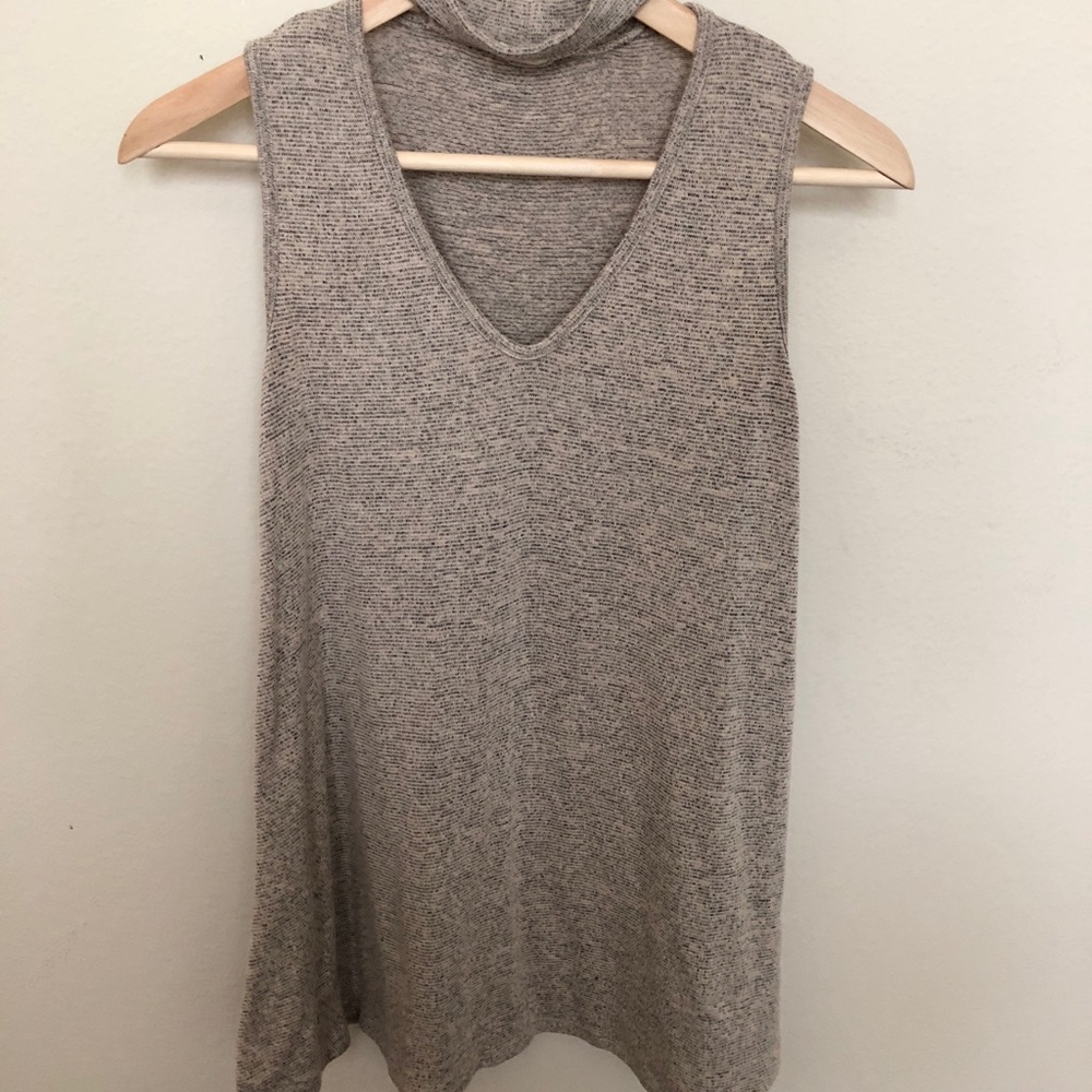 Neck cuff tank